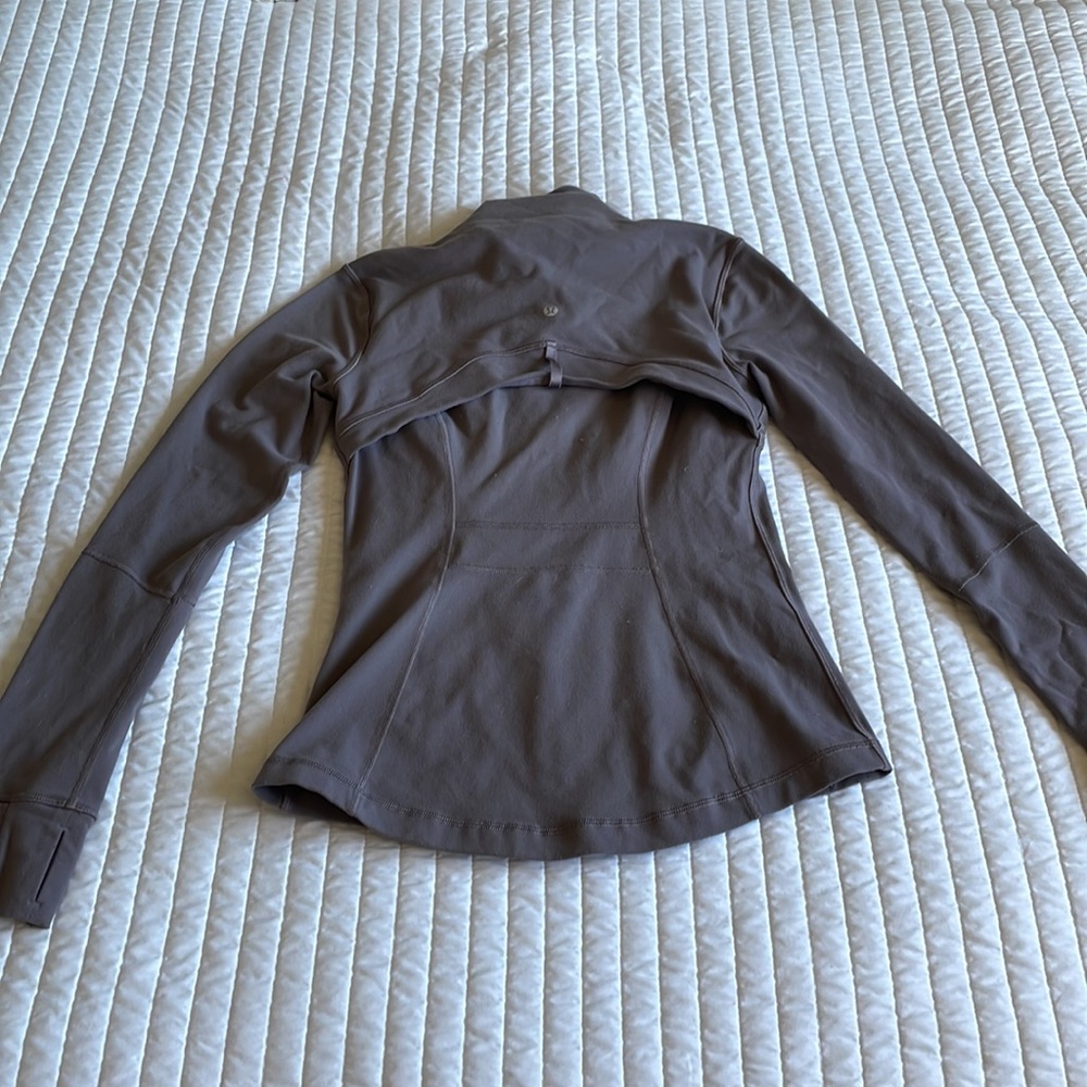Lululemon Jacket - Picture 3 of 3